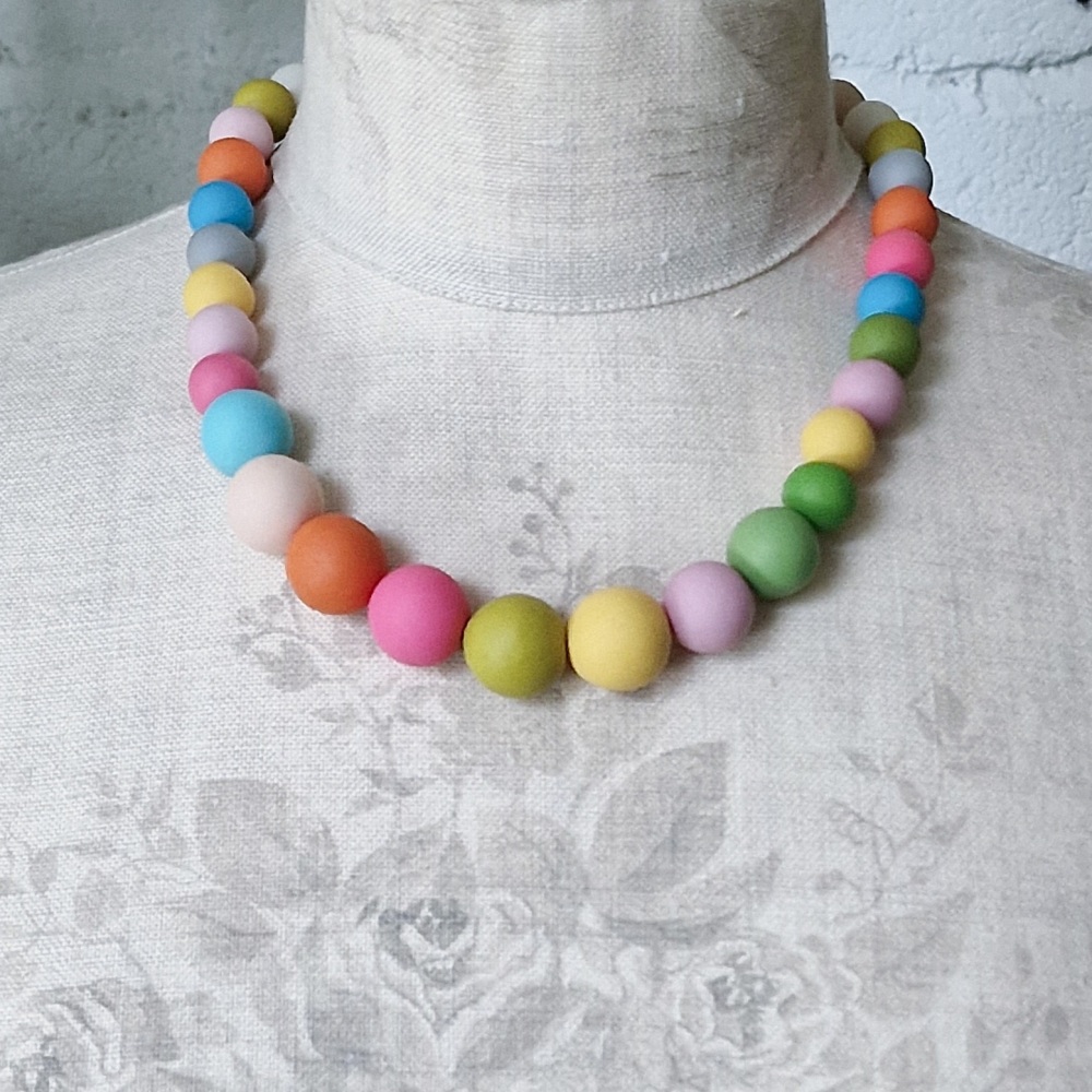 Graduated Bead Necklace in Multi Colour Pastels