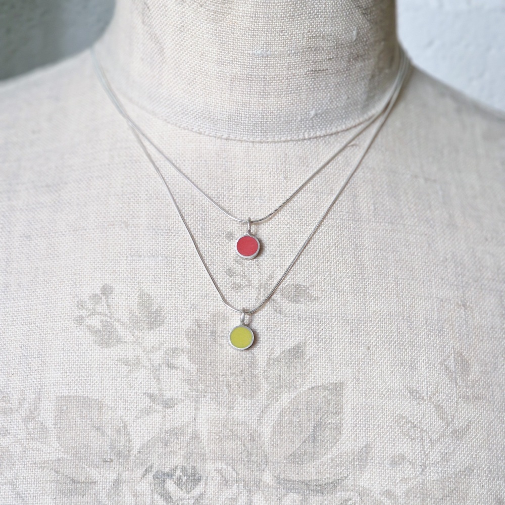 Circle Colour Dot Pendant - Large 8mm