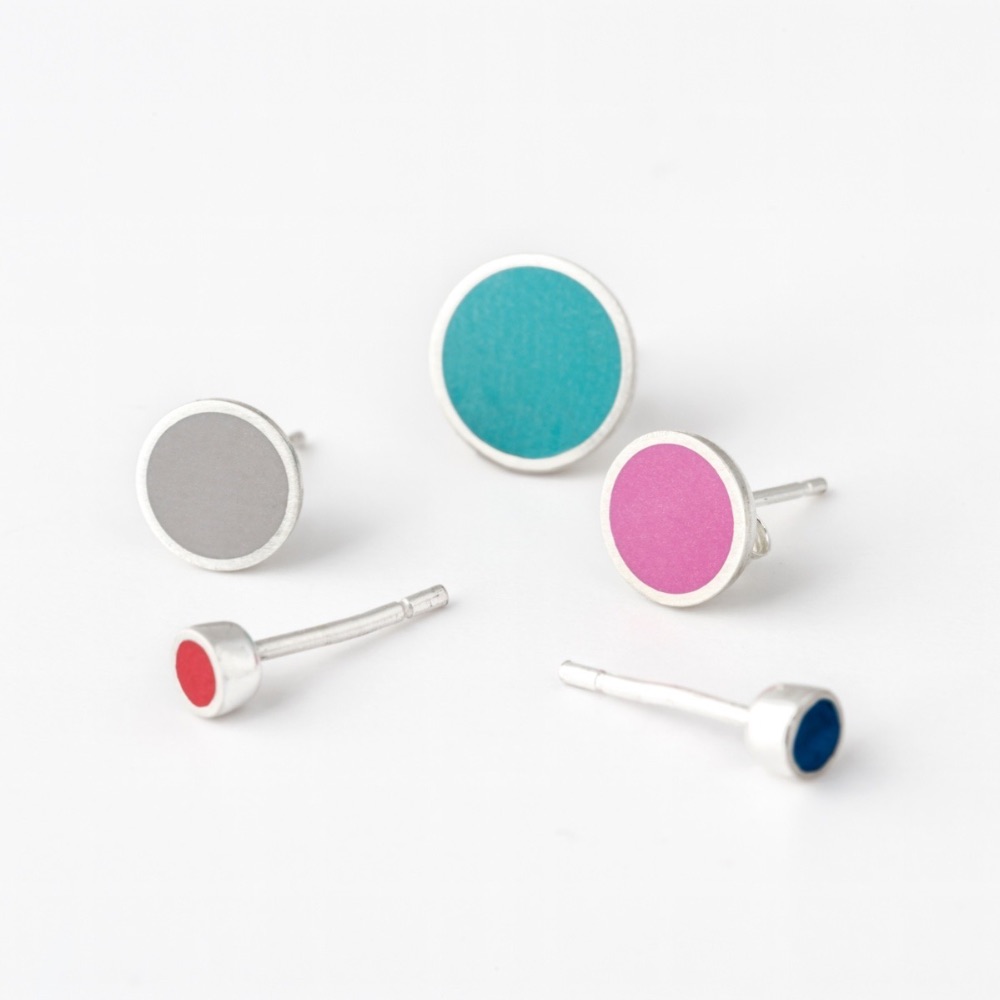 END OF LINE COLOUR DOT STUDS