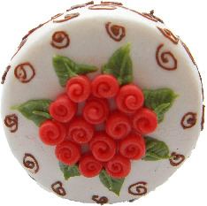 Pattern White Chocolate Strawberry Cake Ring