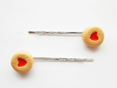 Mini Jammie Dodger Biscuit Hair Grips PK Of 2