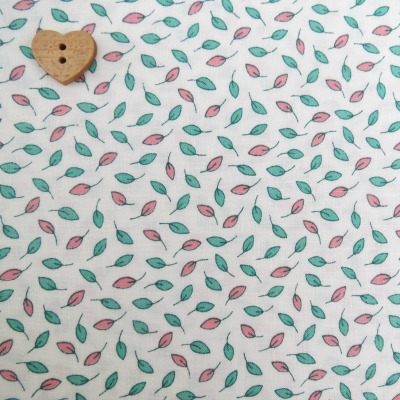 Robert Kaufman Fabrics ~ Penny's Dollshouse ~ Floating Leaves