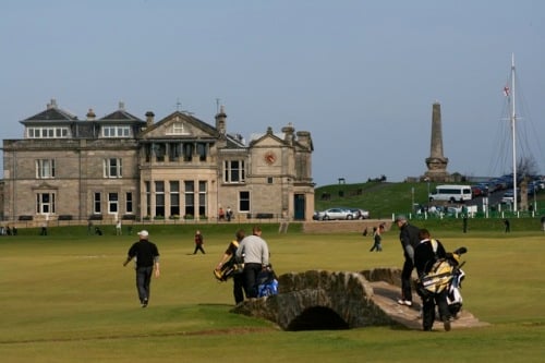 Private Taxi Edinburgh Airport to or from the Old Course Hotel, St Andrews,