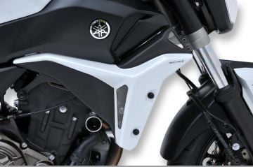 Yamaha MT07 Radiator Cheeks: Black/White 760209121