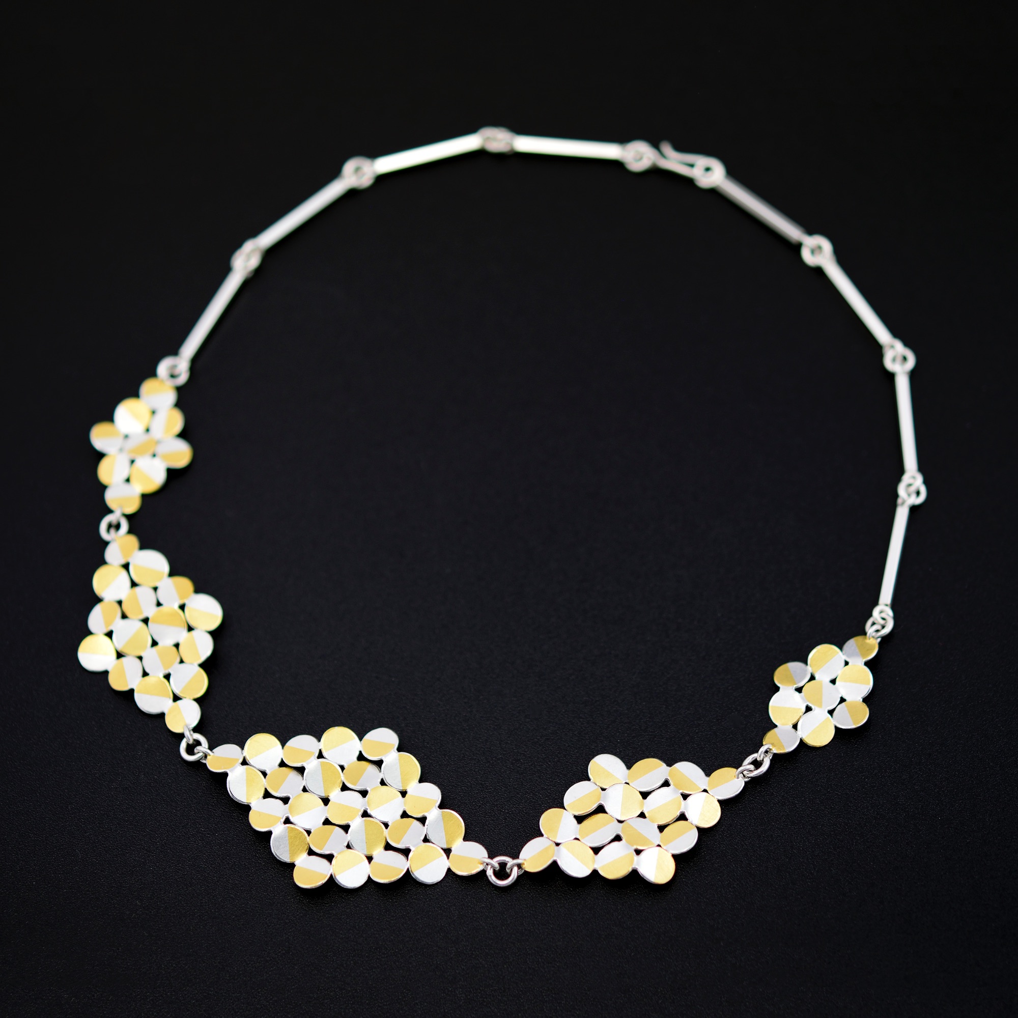 Rhombus reversible half chain necklace