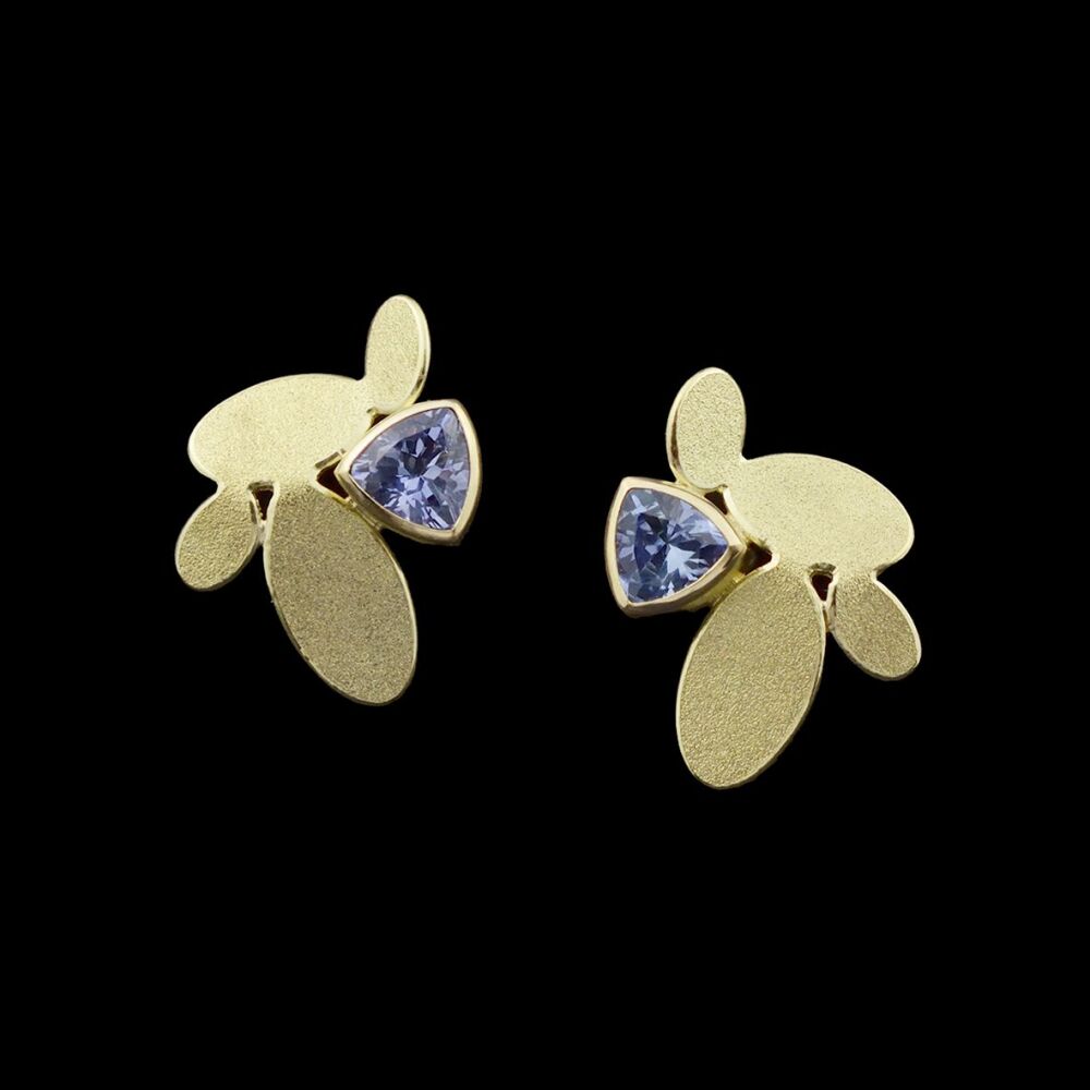 Mixed ovals gold sapphire earrings