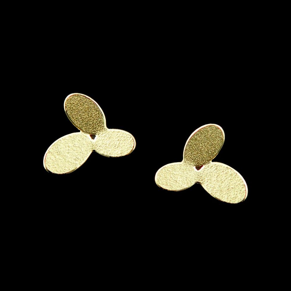 3 oval flower gold earrings