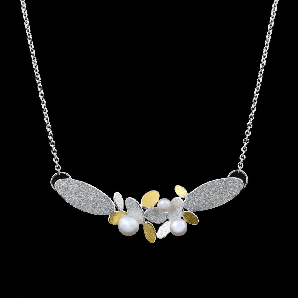 Mixed oval pearl pendant