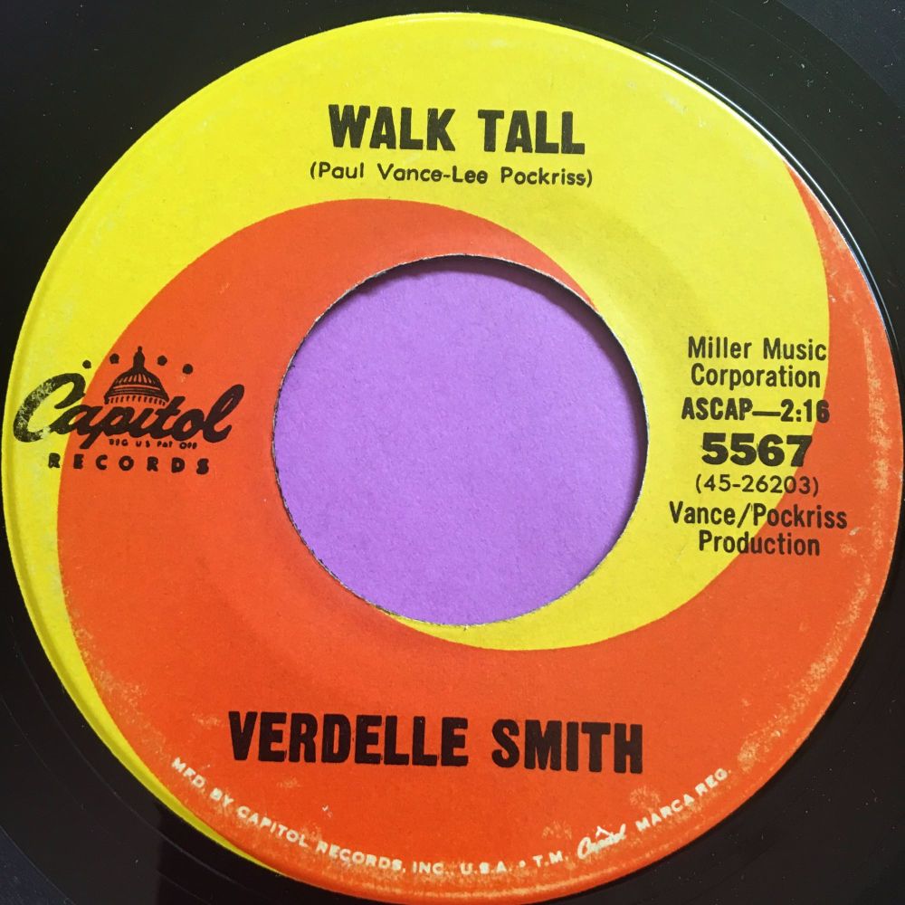 Verdelle Smith-Walk tall-Capitol E+
