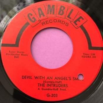 Intruders-Devil with an angel's smile/ A book..-Gamble E+