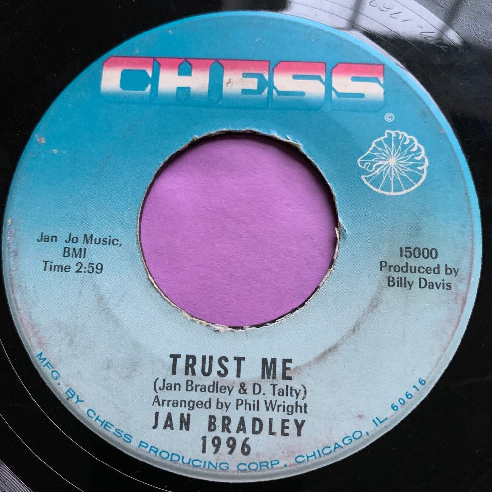 Jan Bradley-Trust me-Chess E