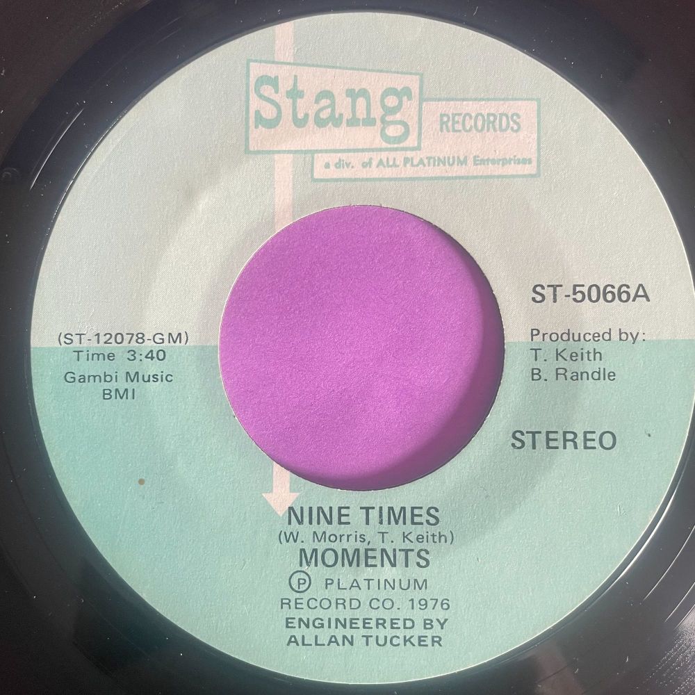 Moments-Nine times-Stang E+