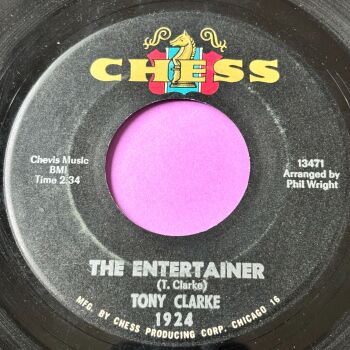 Tony Clarke-The Entertainer-Chess E