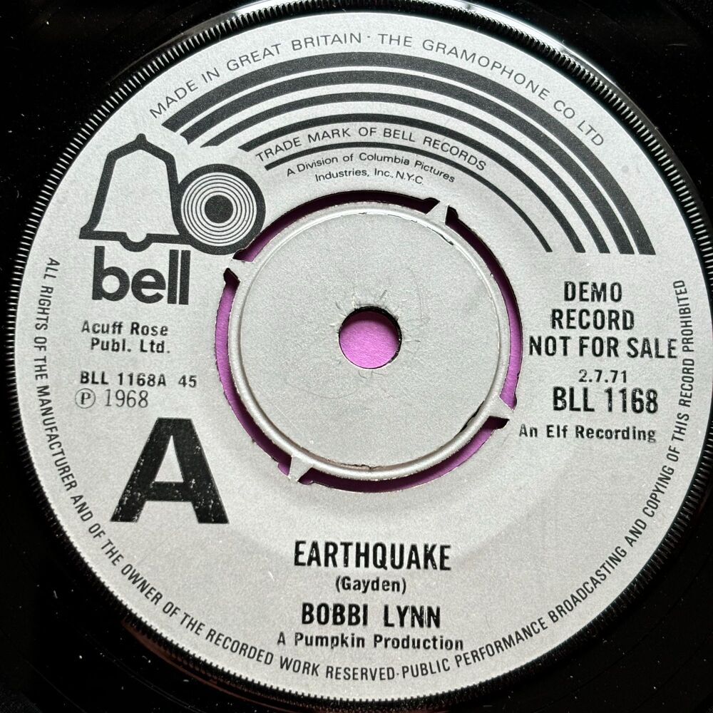 Bobbi Lynn-Earthquake-UK Bell E+