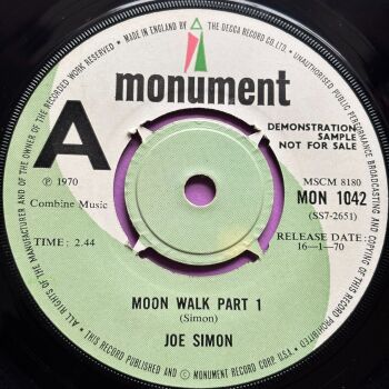 Joe Simon-Moon walk-UK  Monument Demo E+