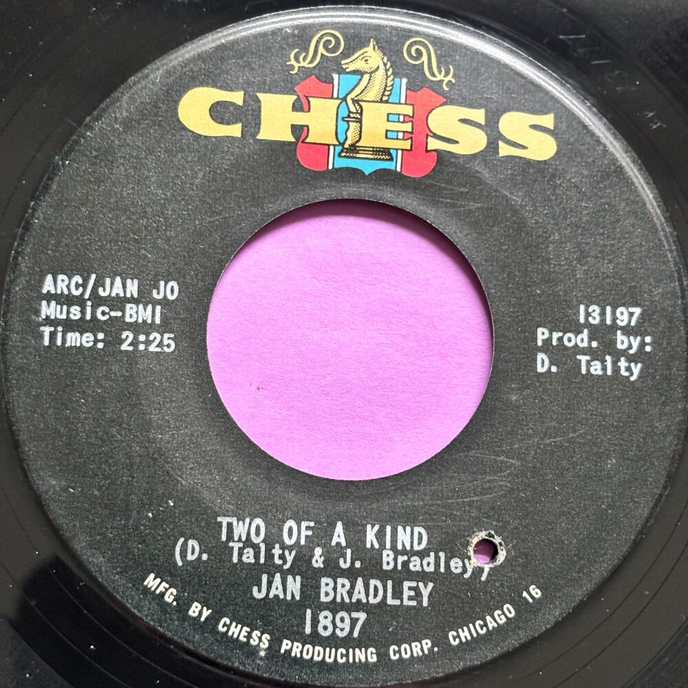 Jan Bradley-Two of a kind-Chess E+