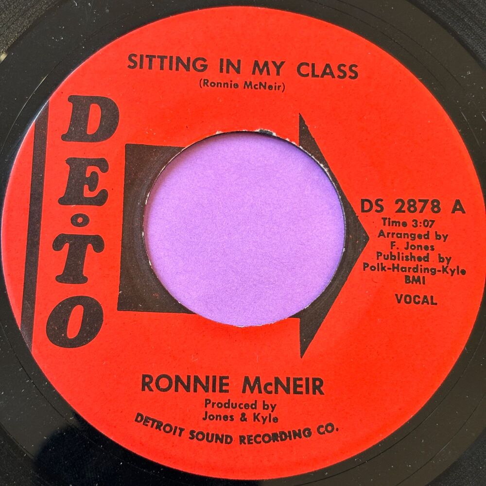 Ronnie McNeir-Sitting in my class-De-To R E+