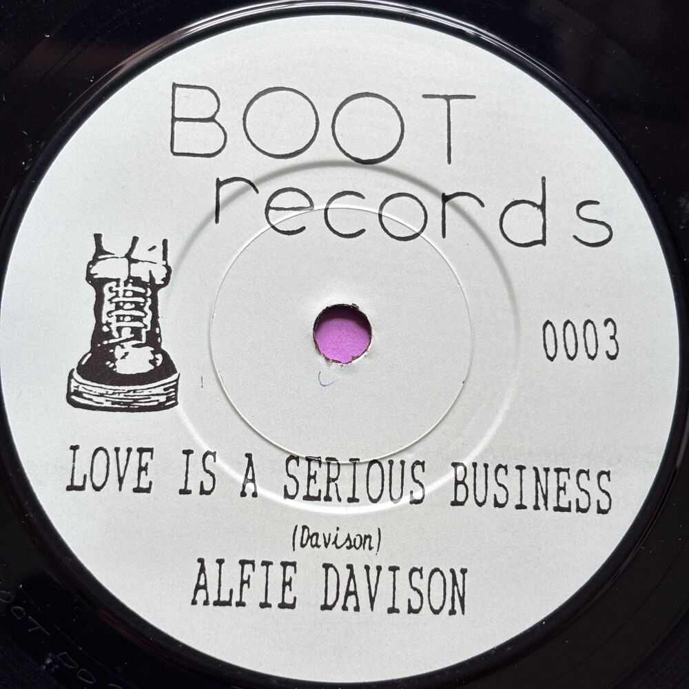Alfie Davison-Love is a serios business-Boot R E+
