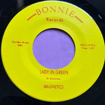 Magnetics-Lady in green-Bonnie R E+