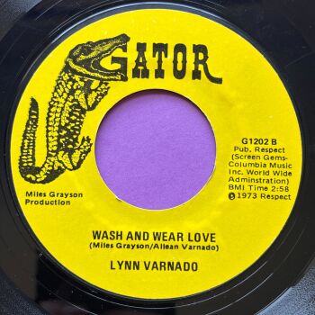 Lynn Varnado-Wah and wear love-Gator R E