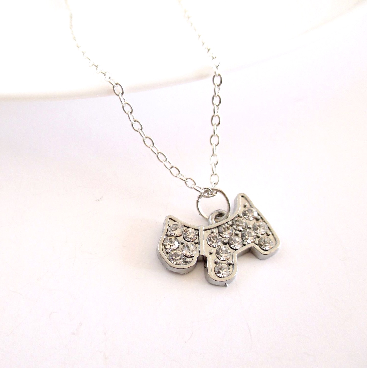 Dog store shaped necklace
