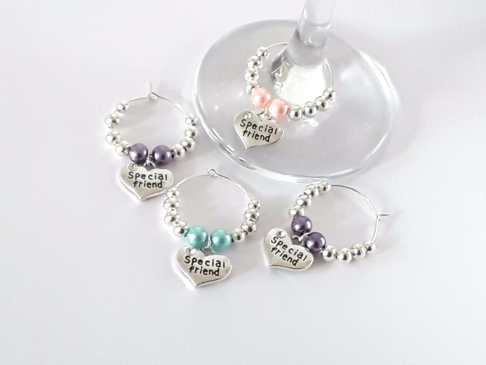 Personalised "Friends" Wine Glass Charms &ndash; Set of 4 Bespoke Glass Markers