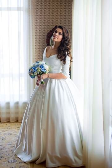 Classic Wedding Satin Ballgown Wedding Dress