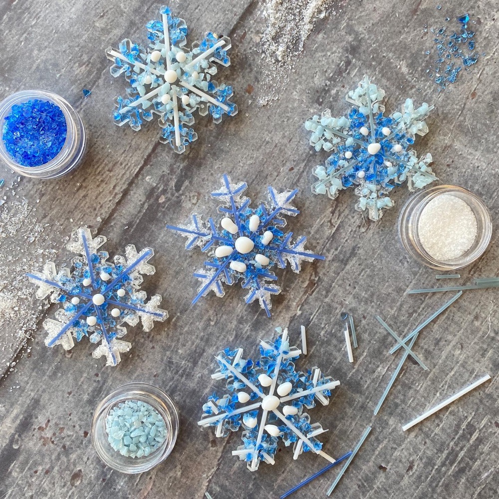 Fused glass Snowflake Christmas decoration kit UK  Fused glass ornaments,  Unique fused glass, Fused glass