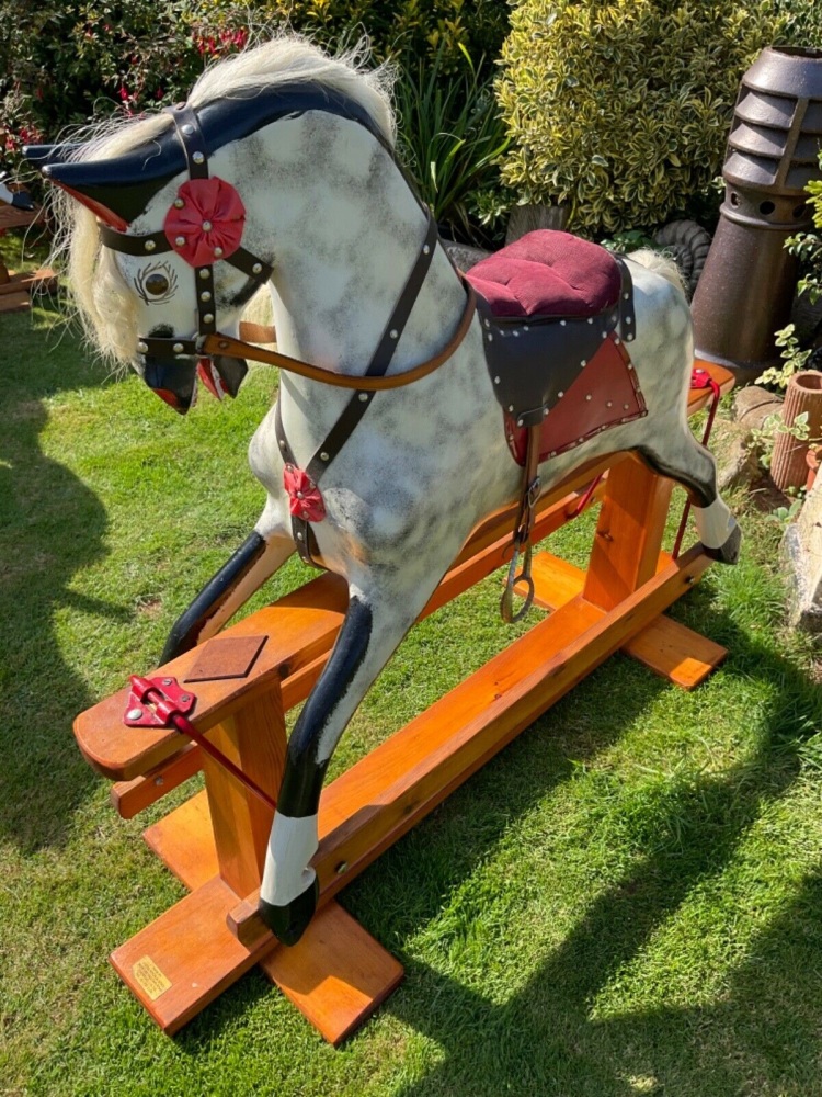 Collinson traditional rocking horse 44in with label 