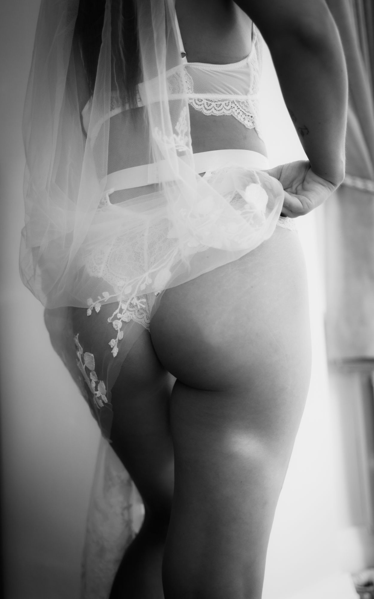 bride boudoir