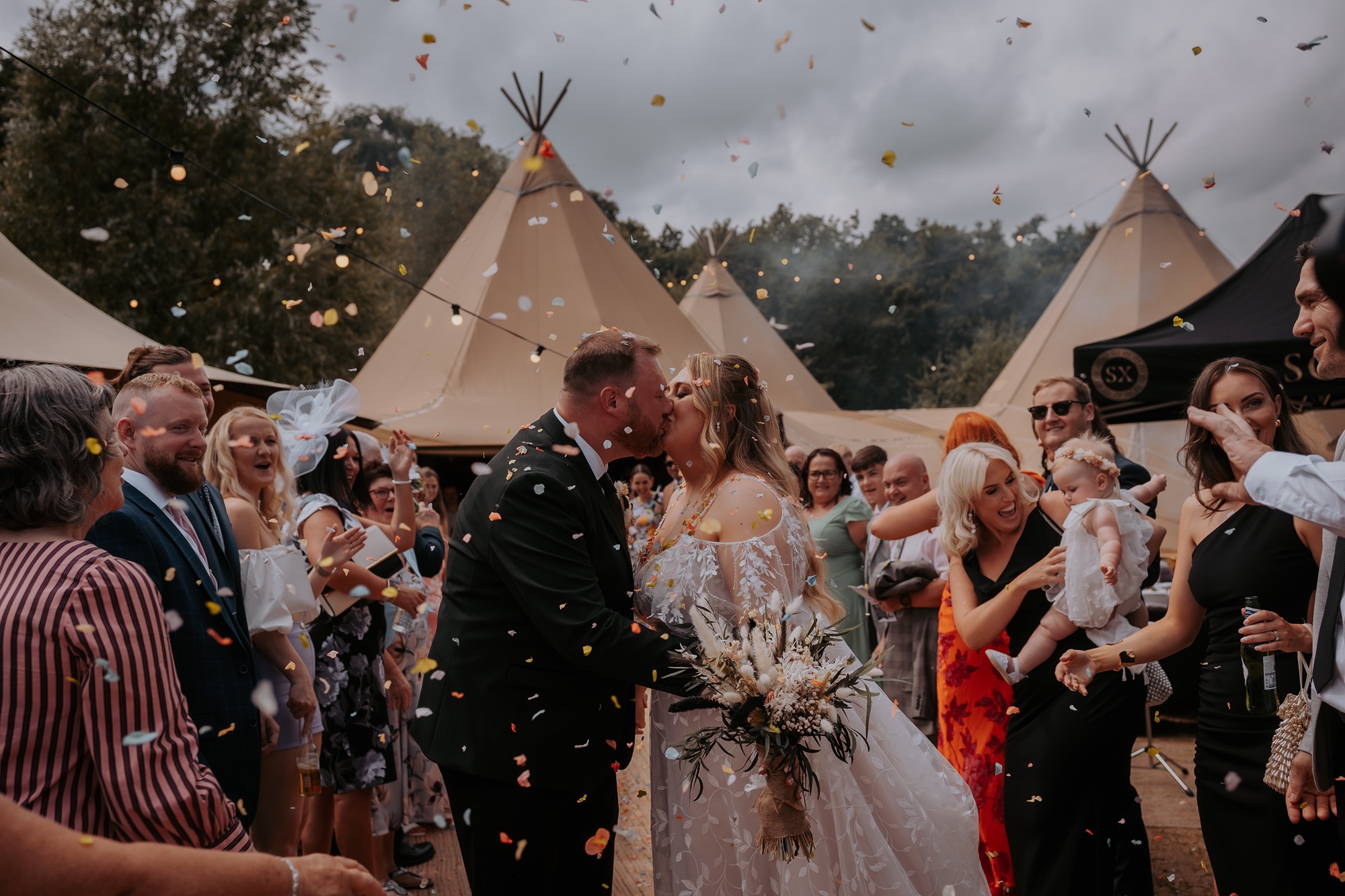 ClareGelderdPhotography-Orrell,weddng,MrandMrsCrook-11.jpg