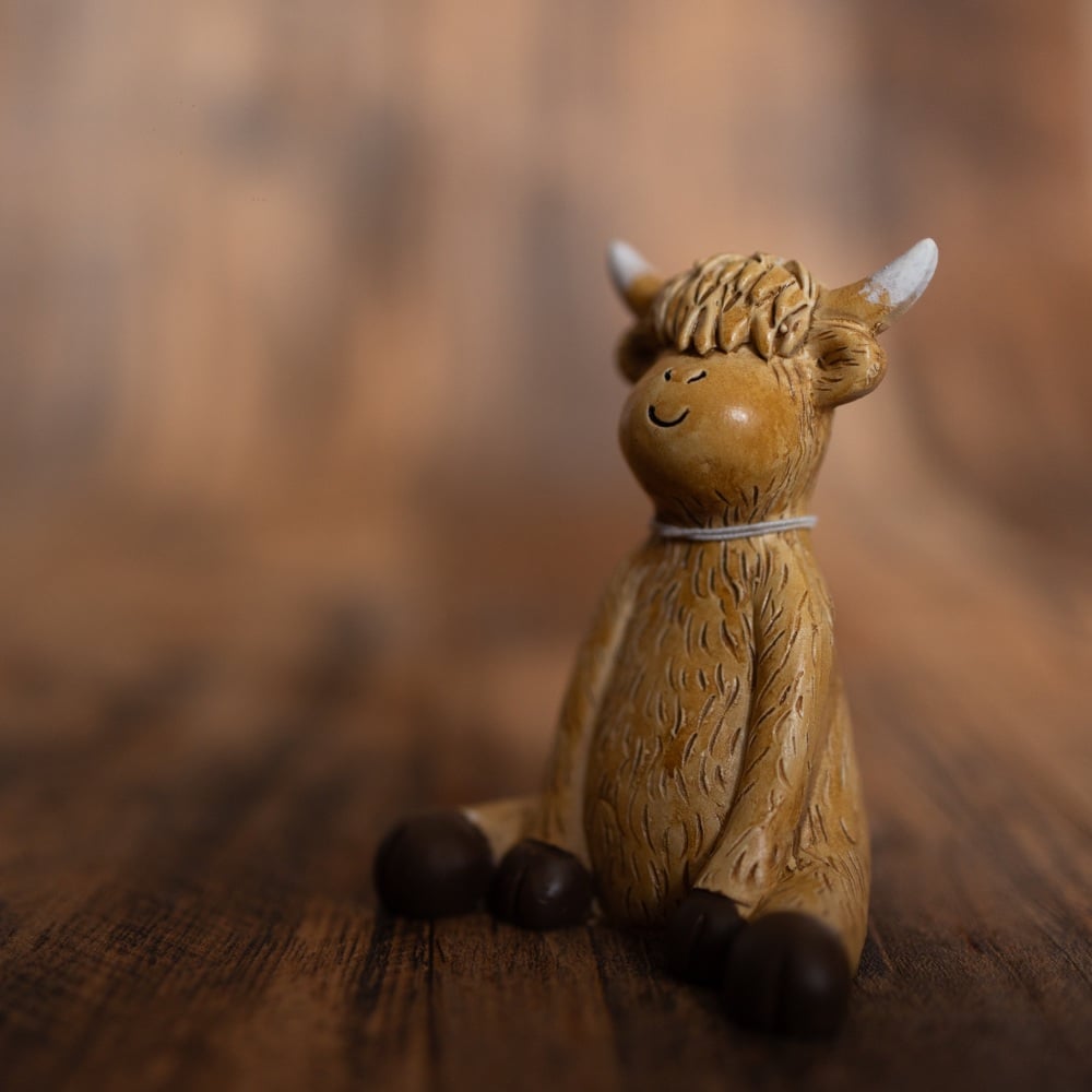 Cute Highland Cow Ornament, 9cm