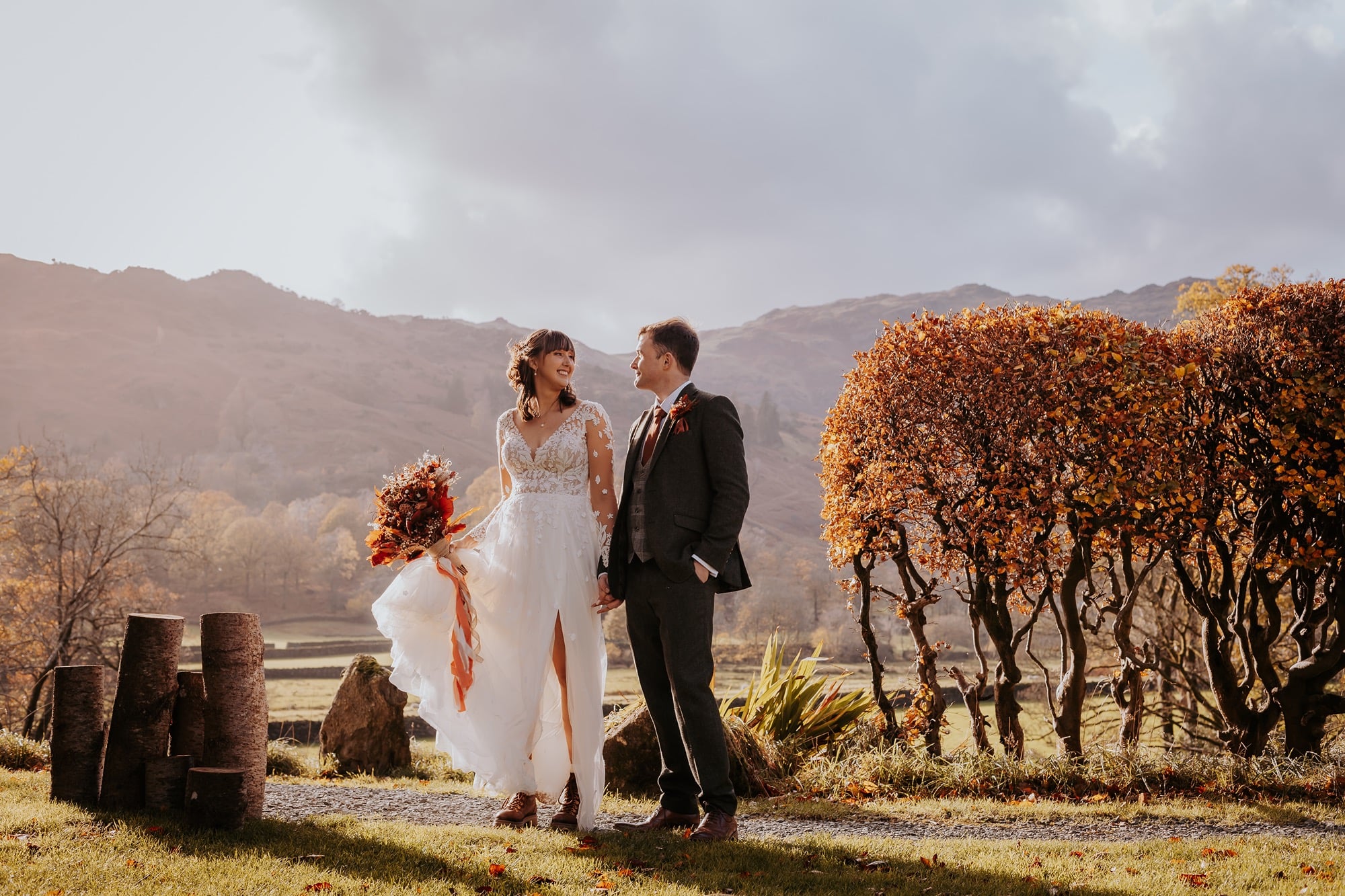 lake-district-wedding-confetti-couple-lancrigg-grasmere-night-party-08
