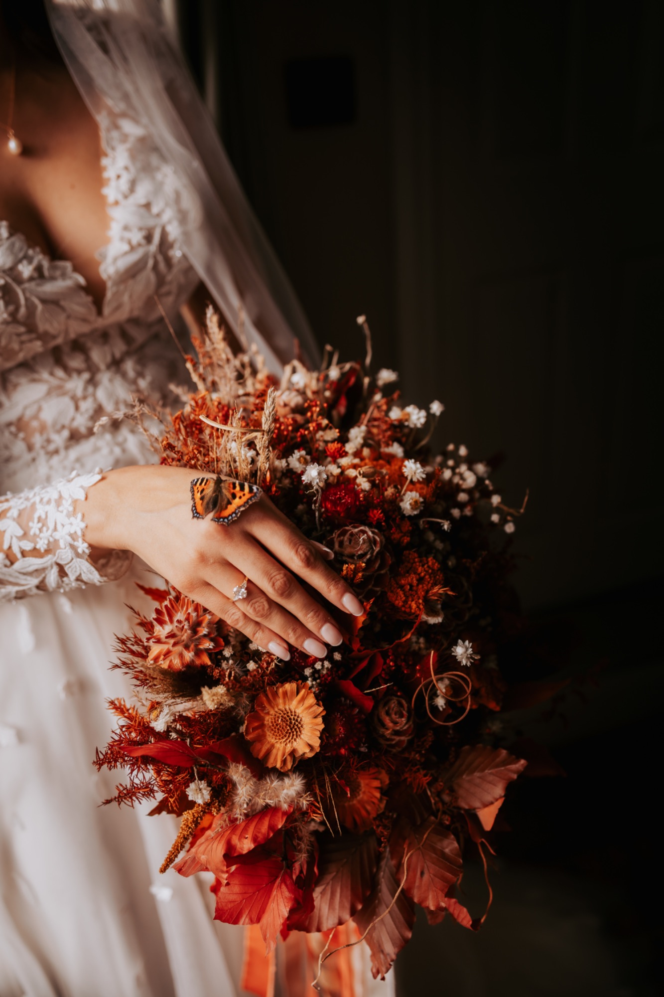 Lancrigg - Grasmere - Helm Crag - Silver How - Autumnal flowers - real butt