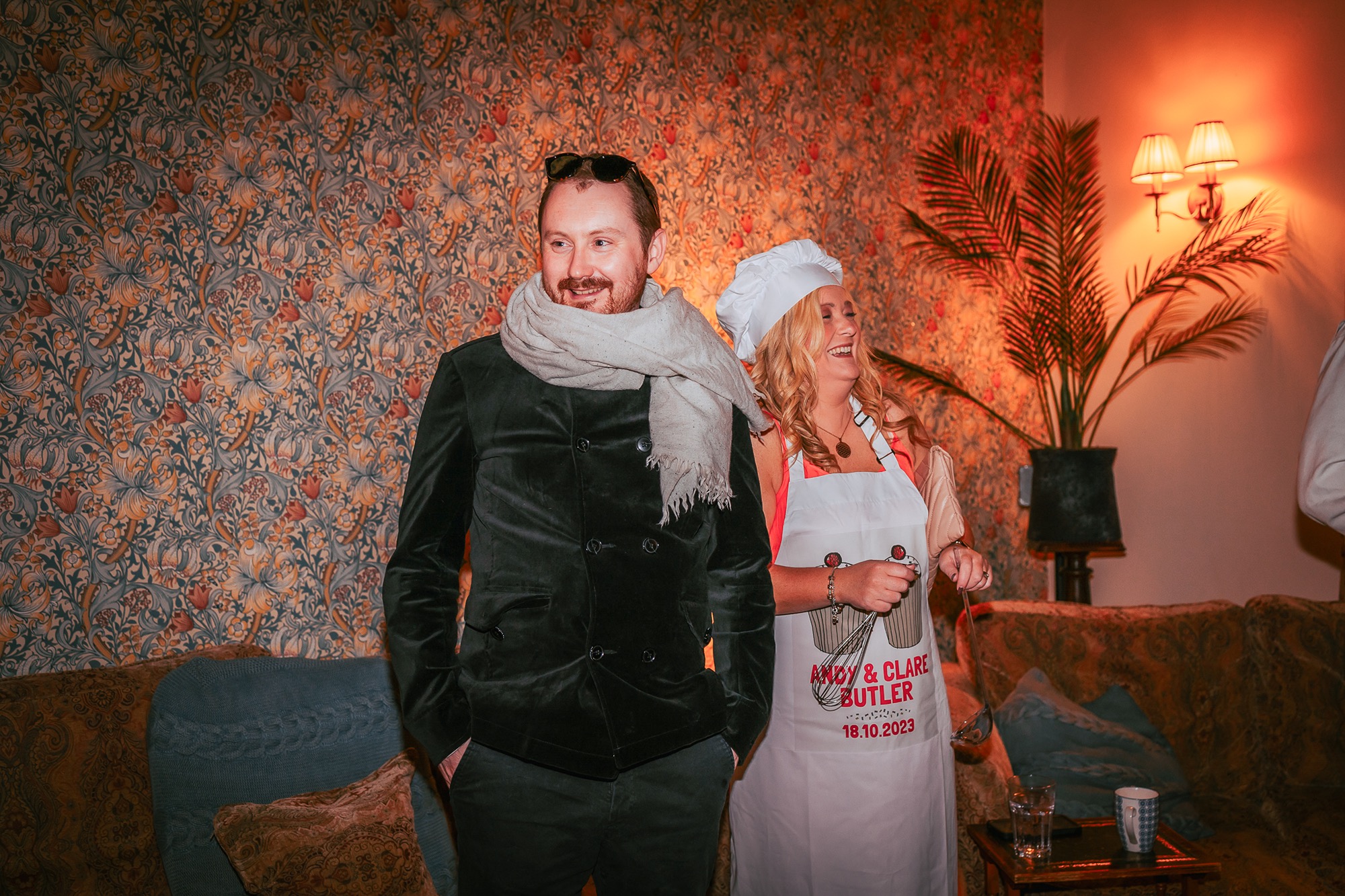 Fancy dress for murder mystery - Highly Suspect