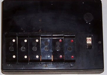 Old-fuse-board