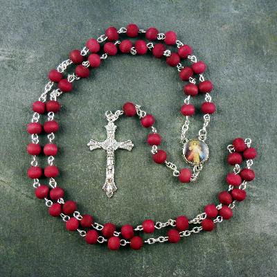 Red wooden rosary 6mm beads Saints center 49cm long