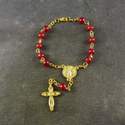 Red imitation agate bracelet with gold chain St. Benedict center, 