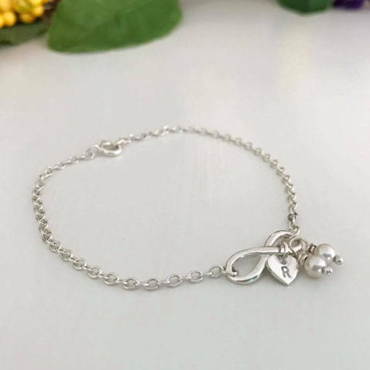 Infinity bracelet heart bracelet pearl bracelet personalised bracelet ideal