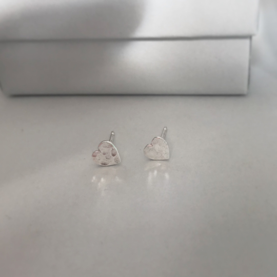 Sterling silver hammered finish heart stud earrings valentines