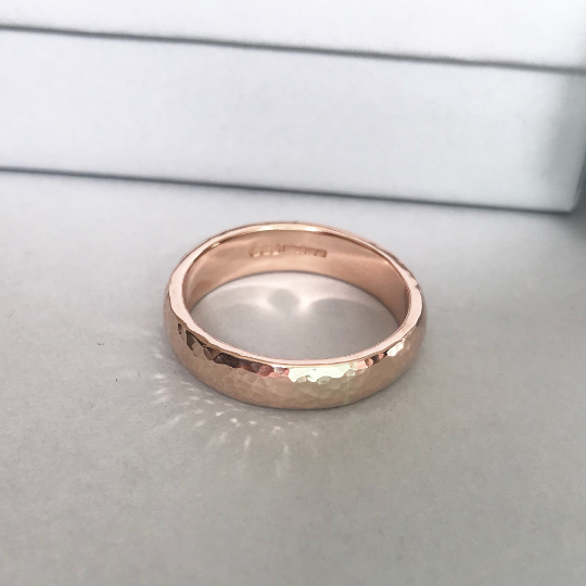 9ct Rose Solid Gold Hammered Finish 4mm Personalised Ring Wedding Ring