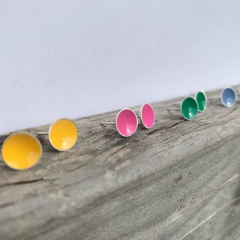 Silver enamel stud earrings 