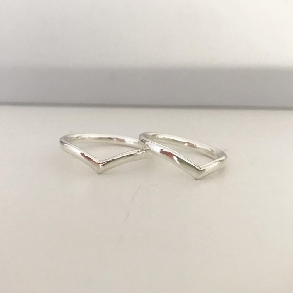 Wishbone ring in sterling silver 
