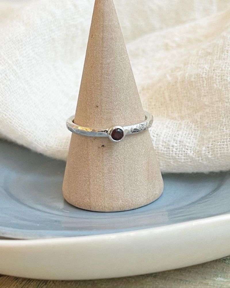 Garnet hammered stacking ring