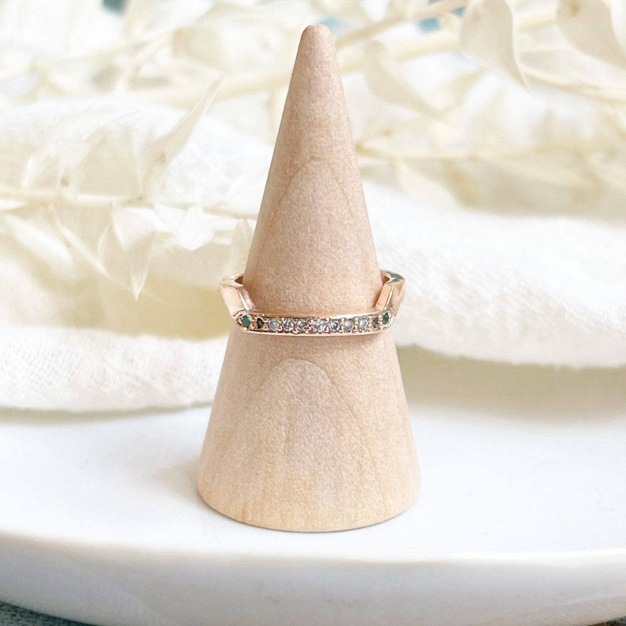 Rose Gold Diamond Shaped Wedding Ring