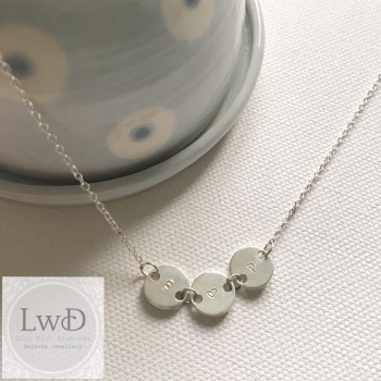 Disc necklace which can be personalised in sterling silver