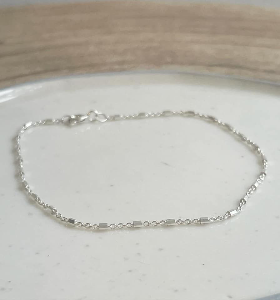 Delicate sterling silver bracelet