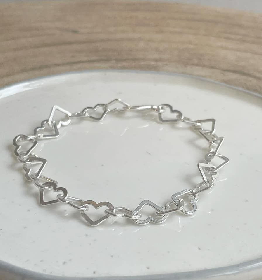 Heart link sterling silver bracelet