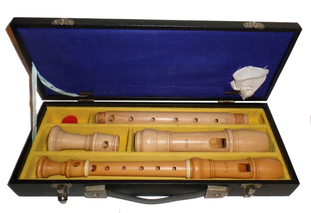 Recorder thumb rests from Recorder Shop London