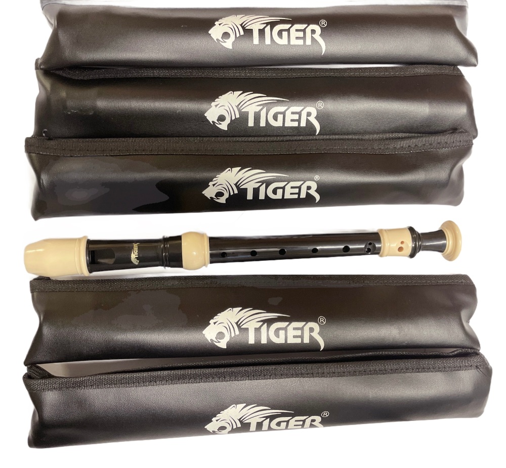 BULK BUY TEACHER DEAL! - 12 x Tiger Soprano plastic recorders, - New.